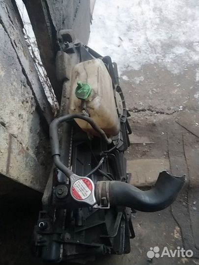 Радиатор охлаждения Suzuki Grand Vitara