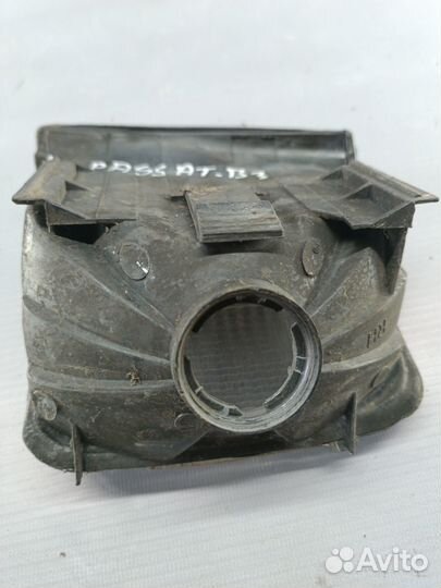 Корпус поворотника Volkswagen Passat B3