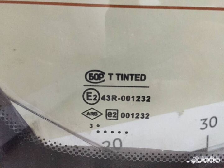 Стекло заднее Renault Logan 1 2005-2014