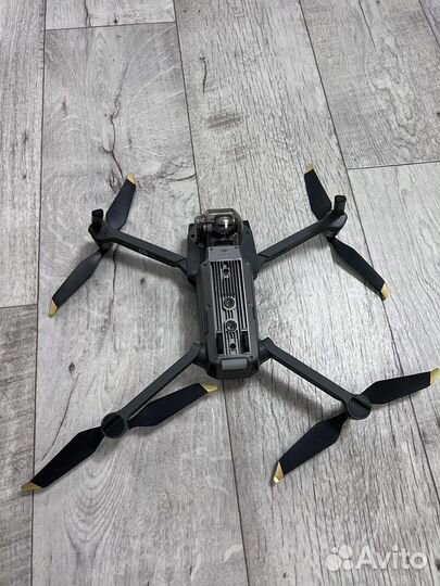 Квадрокоптер dji mavic pro