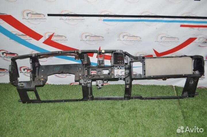 Торпедо Cadillac Escalade GMT820 LQ9 2003