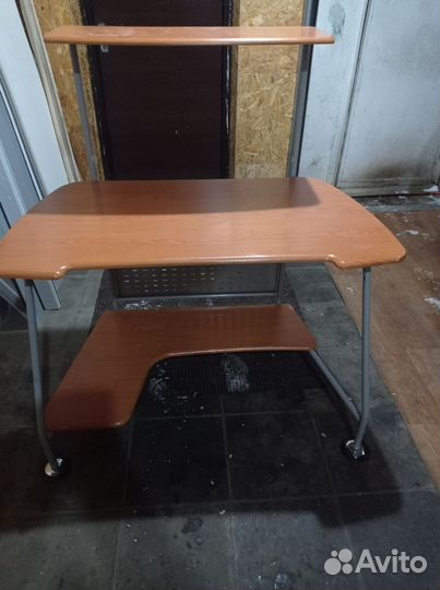 Офисная мебель бу столы