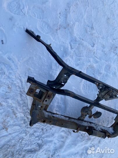 Панель передняя Mitsubishi Lancer 9