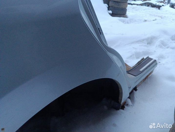 Б/У Б/У Коррозия, Четверть задняя правая, лонжерон