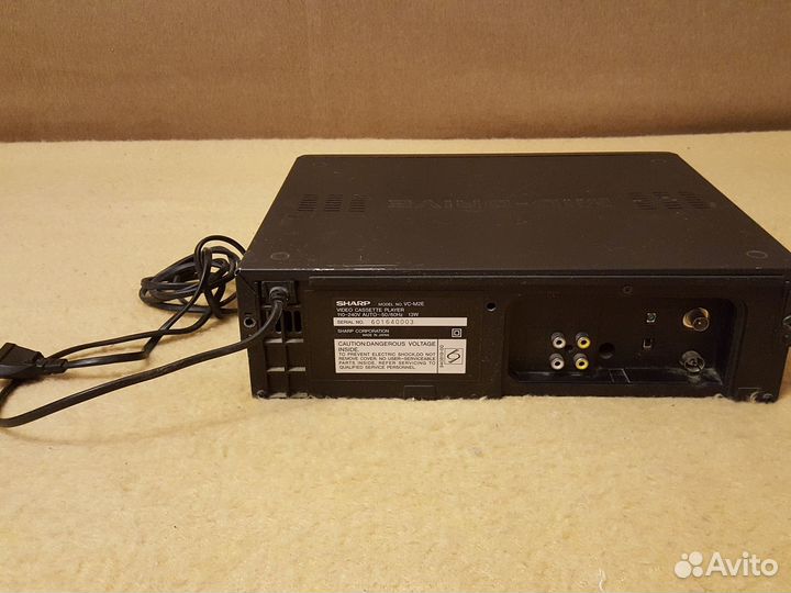 Видеомагнитофон sharp