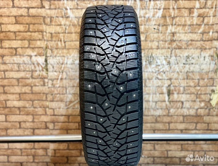 Bridgestone Blizzak Spike-02 205/60 R16
