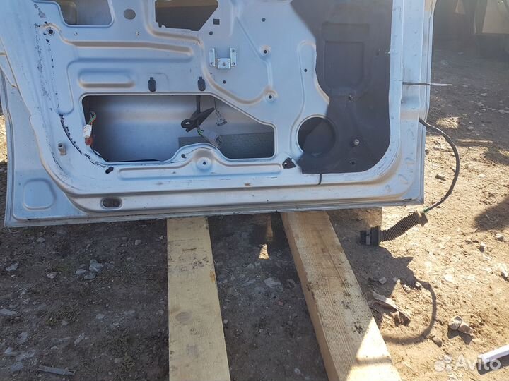 Дверь передняя левая Iran khodro samand