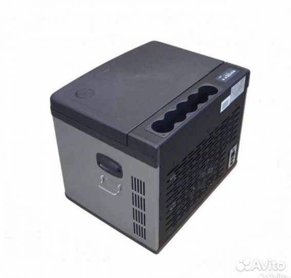 Автомобильный холодильник indel B TB55A