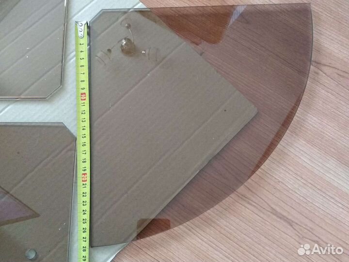 Полка стеклянная угловая