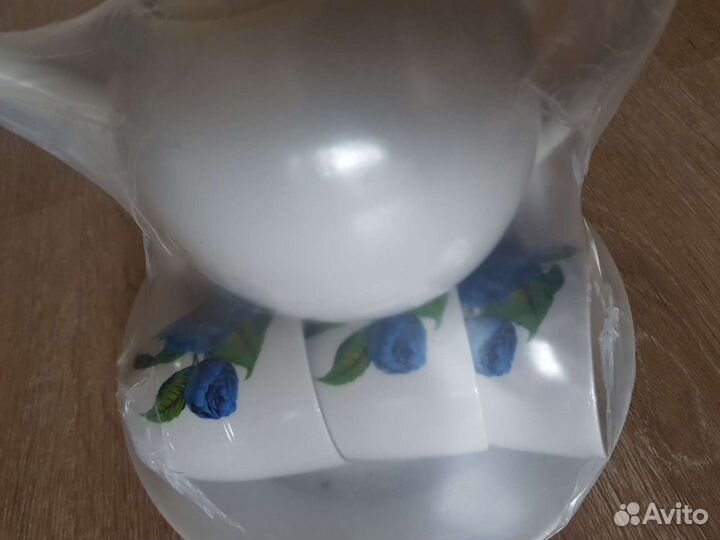 Чайный сервиз,новый,упакован,Россия