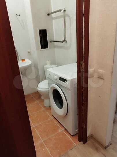 Комната 13 м² в 2-к., 1/3 эт.