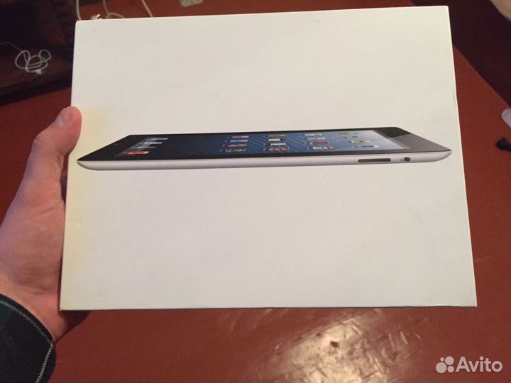 Коробка iPad 4