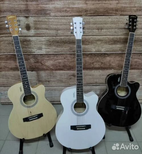 Акустическая гитара