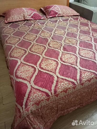 Покрывало на 2 х спальную кровать