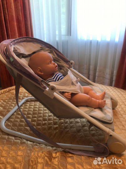 Шезлонг детский