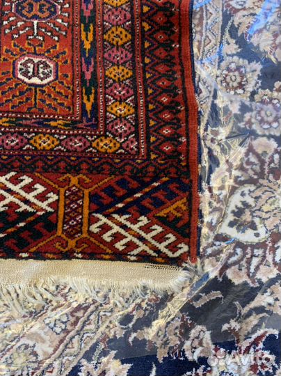 Ковер туркменский