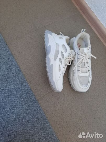 Кроссовки 40 размер