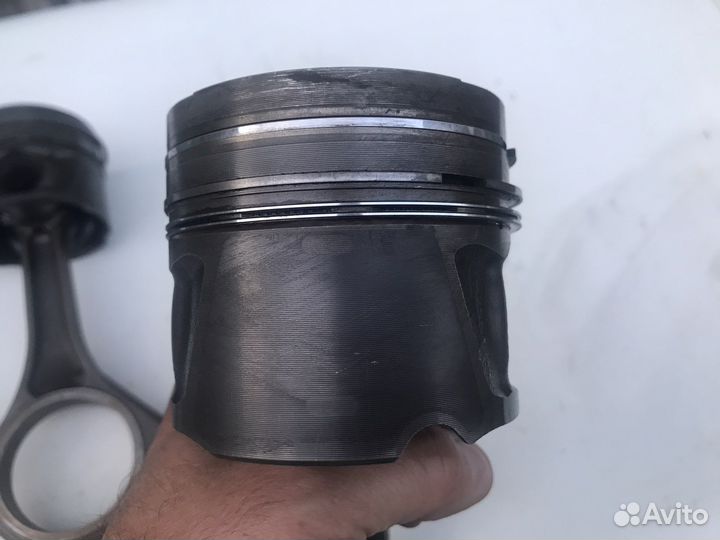 Поршня с шатунами Ленд Ровер Дискавери