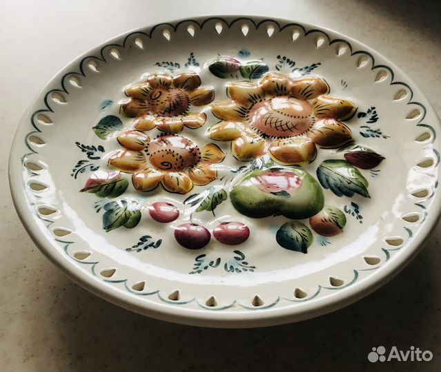 Тарелка винтажная керамика ручной работыты