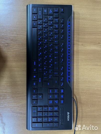 Игровая клавиатура с подсветкой