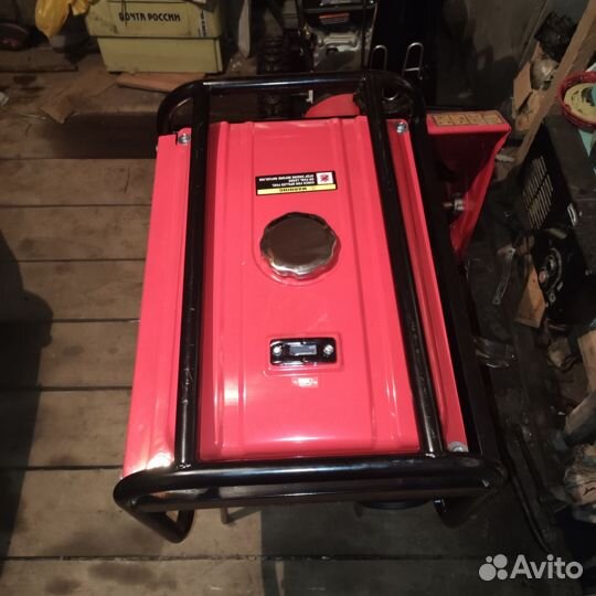 Генератор бензиновый honda