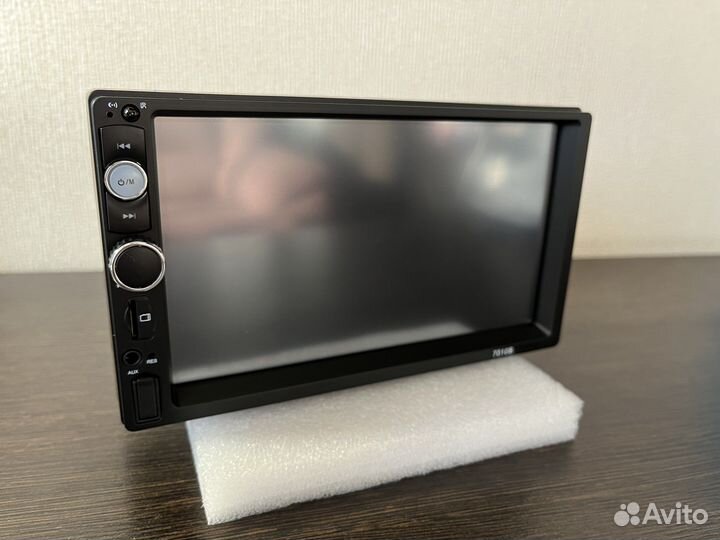 Автомобильная магнитола 2-din