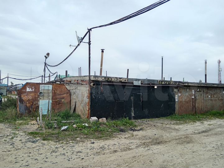 Гараж, > 30 м²