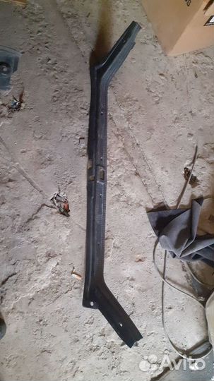 Мерседес 140 накладка багажника