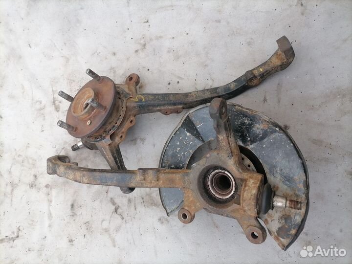 Кулак поворотный передний для Rover 820 1991-1999