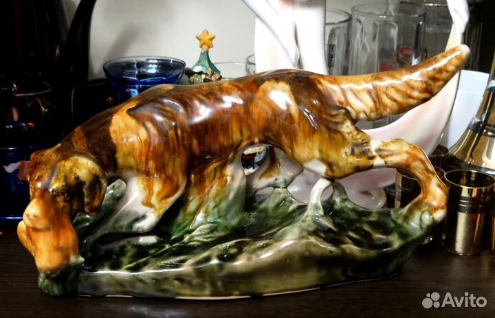 Статуэтка - Охотничья собака с уткой