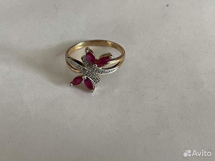 Золотой комплект Valtera рубины с брильянтами
