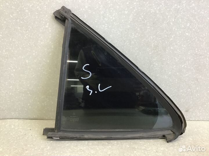 Стекло кузовное глухое левое Mercedes Benz W220 S