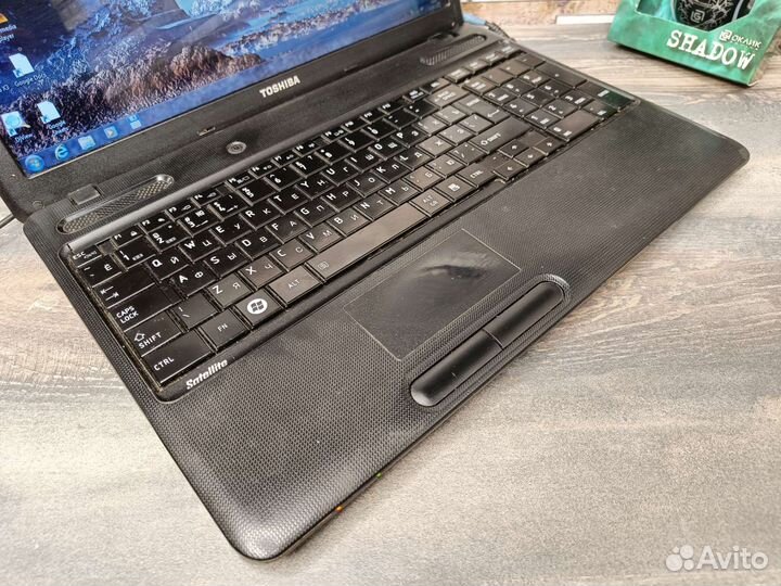 Ноутбук Toshiba на i3/RAM 4/ SSD