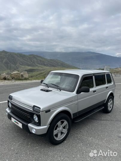 LADA 4x4 (Нива) 1.7 МТ, 2017, 112 000 км