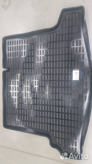 Коврики в багажник Skoda Rapid (14) с карманами