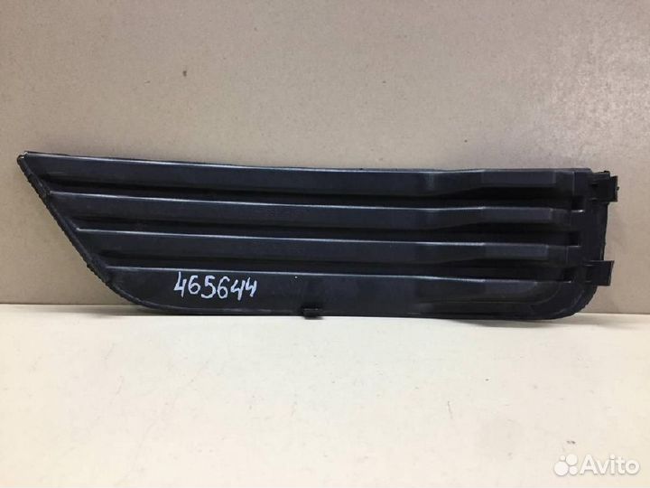 Решетка в бампер правая Ford Focus/Focus RS/Focus ST