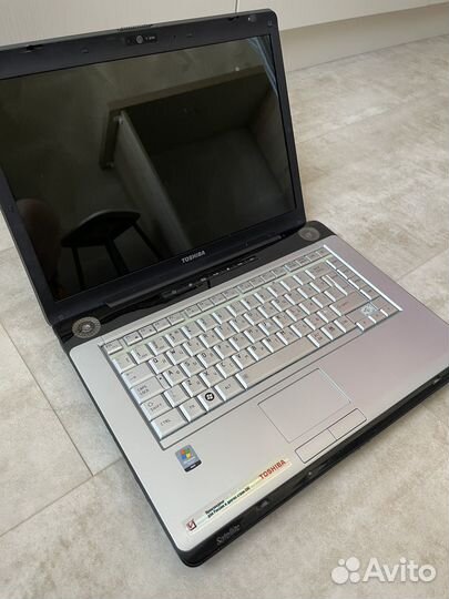 Ноутбук toshiba satellite a200-130