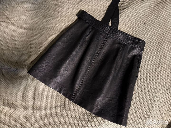 Кожаная юбка короткая