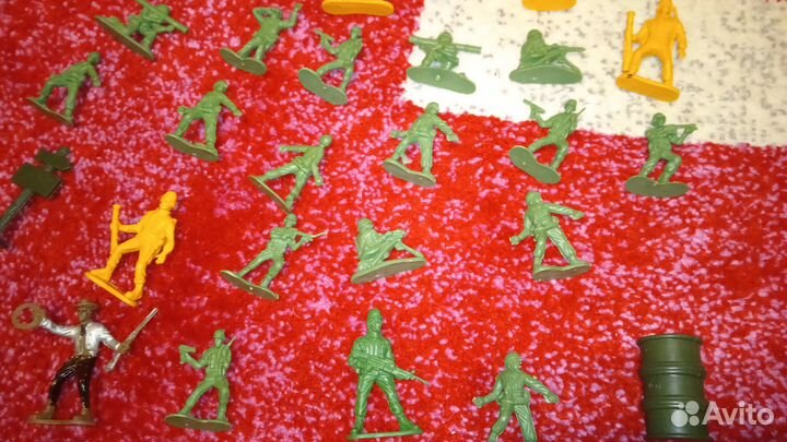 Игрушечные солдатики