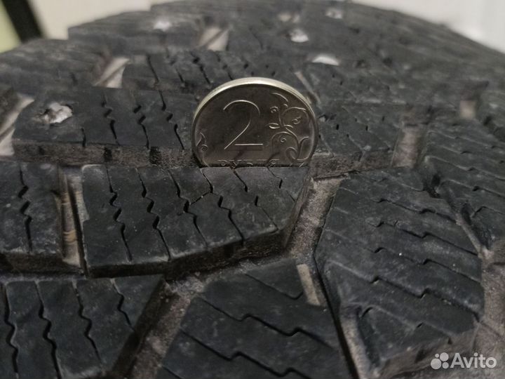 Continental ContiIceContact 215/55 R16