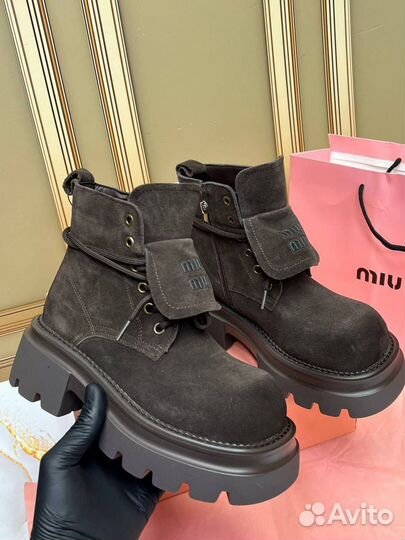 Ботинки женские MIU MIU (с мехом)