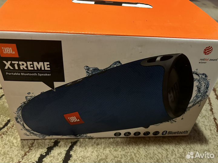 Колонка в упаковке jbl extreme blue