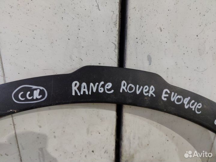 Накладка крыла задняя левая Land Rover Range Rover