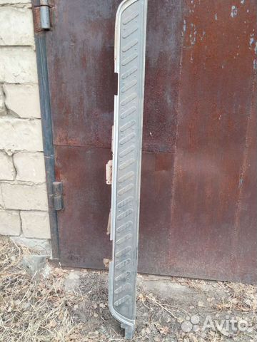 Накладка подножки правая Паджеро 3 рестайлинг