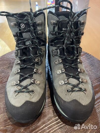 Scarpa marmolada PRO 40