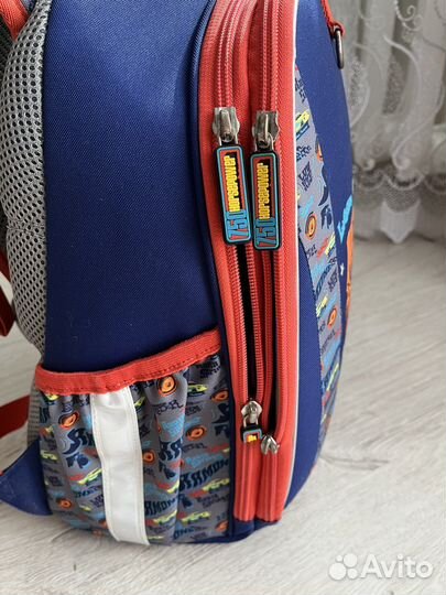 Школьный рюкзак