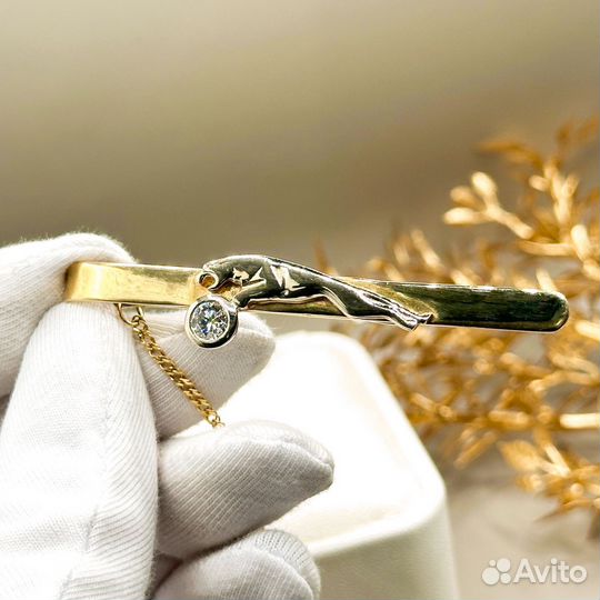 Золотой зажим для галстука с бриллиантом 0,38 ct