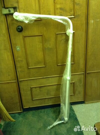 Поручень новый для жилых помещений