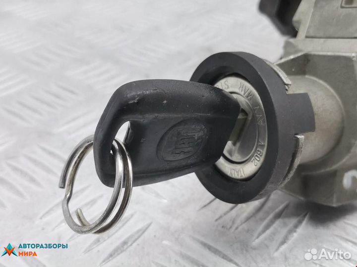 Замок зажигания Fiat Punto 2 рест. 2008 52182633