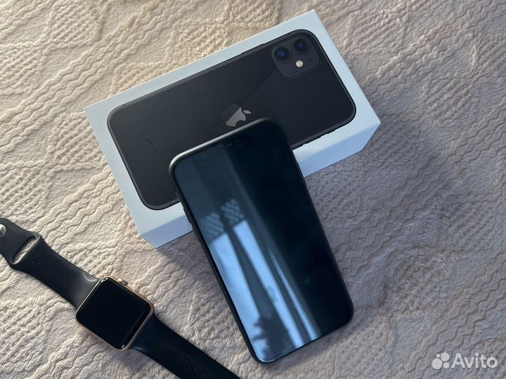 iPhone 11, 64 ГБ